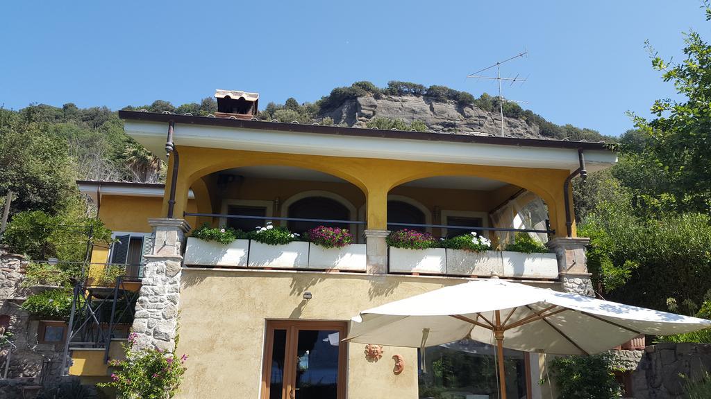 Il Nido Del Falco Bed & Breakfast